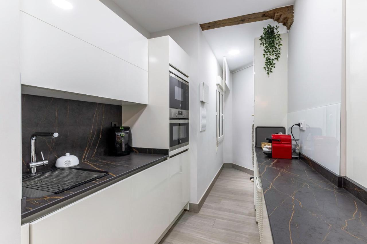 Appartement Arte V With Parking By Aston Bilbao